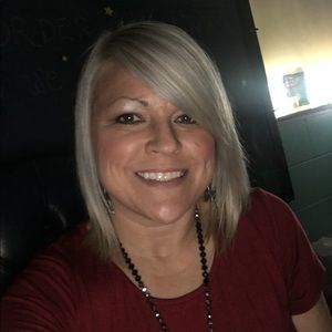 Meet your Posher, Candice